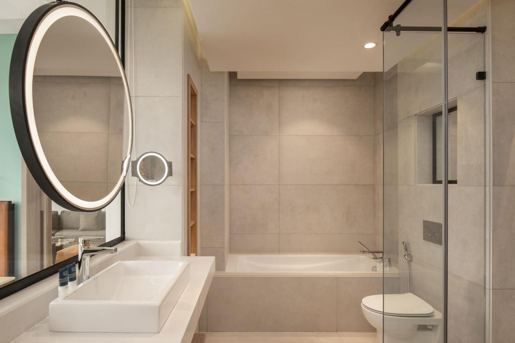 Four Points By Sheraton 캄팔라 외부 사진