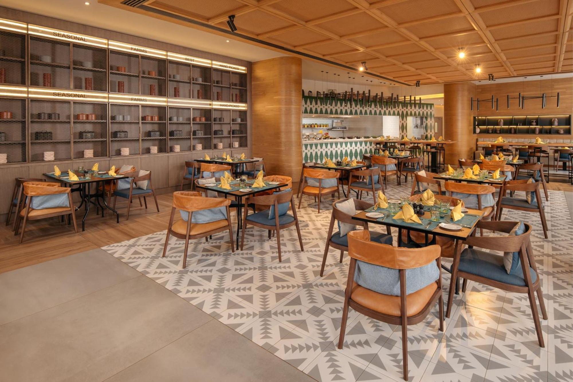 Four Points By Sheraton 캄팔라 외부 사진