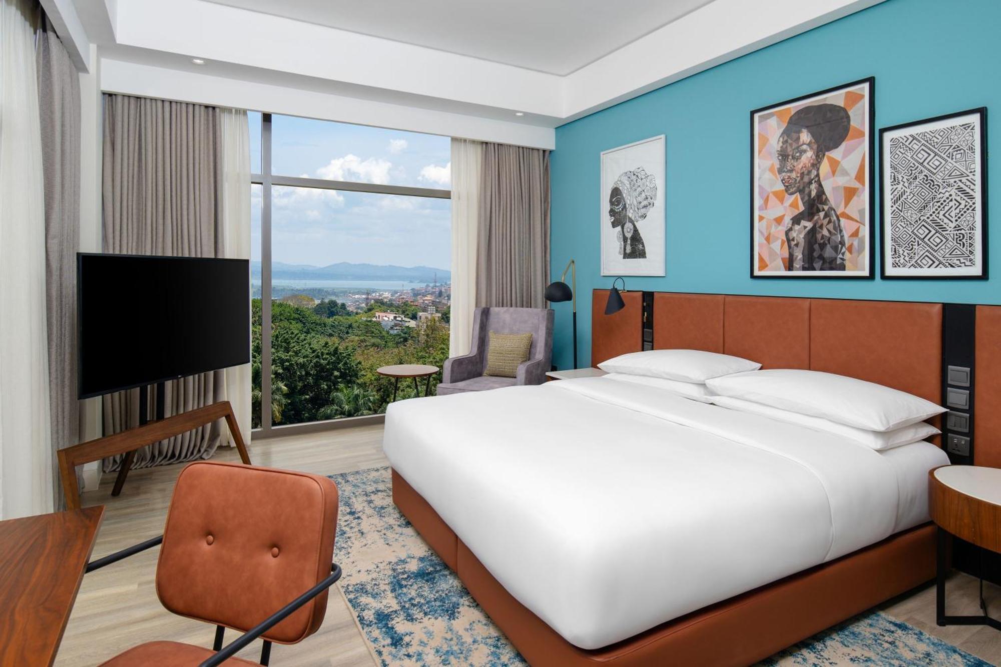 Four Points By Sheraton 캄팔라 외부 사진