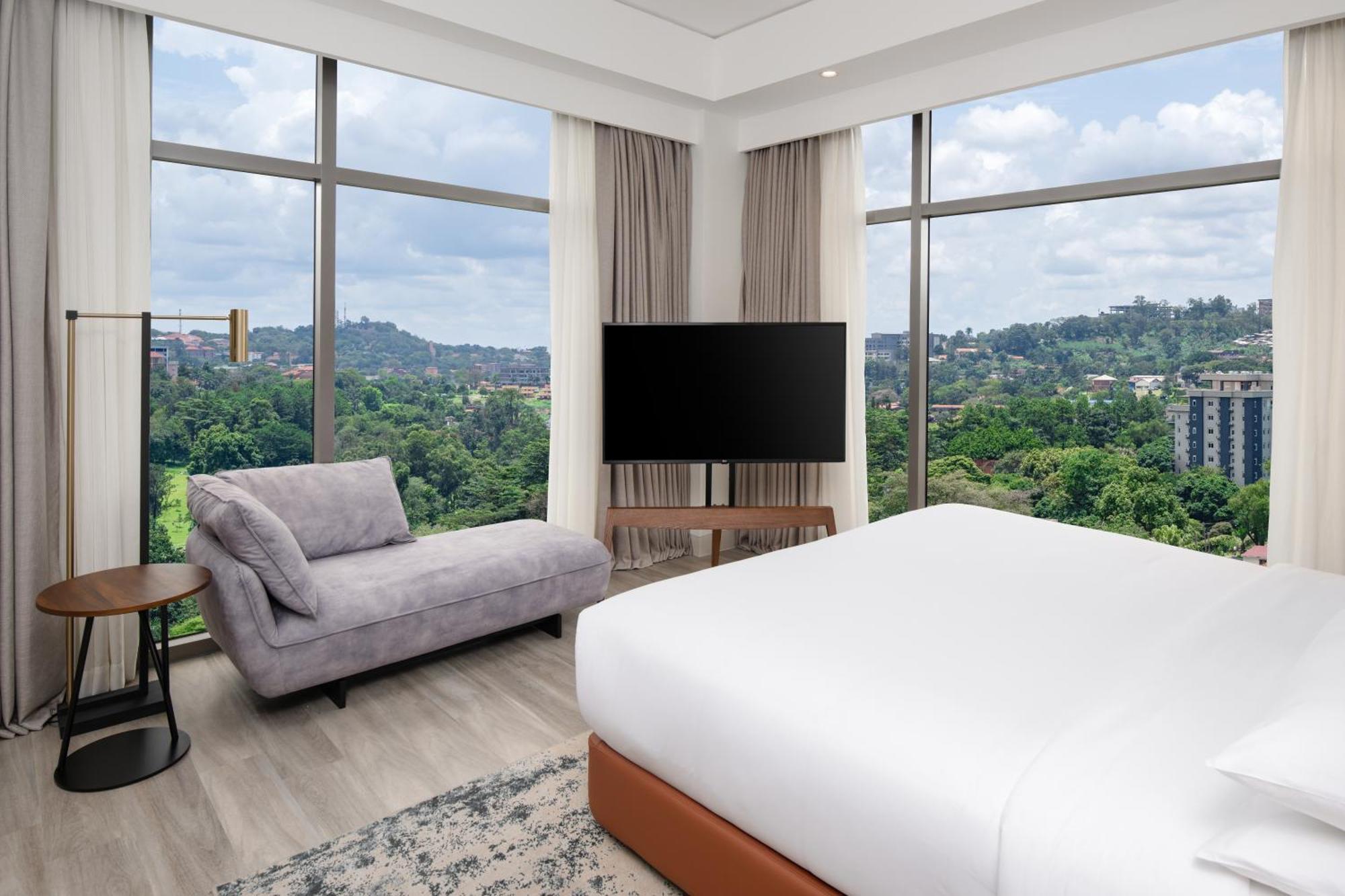 Four Points By Sheraton 캄팔라 외부 사진