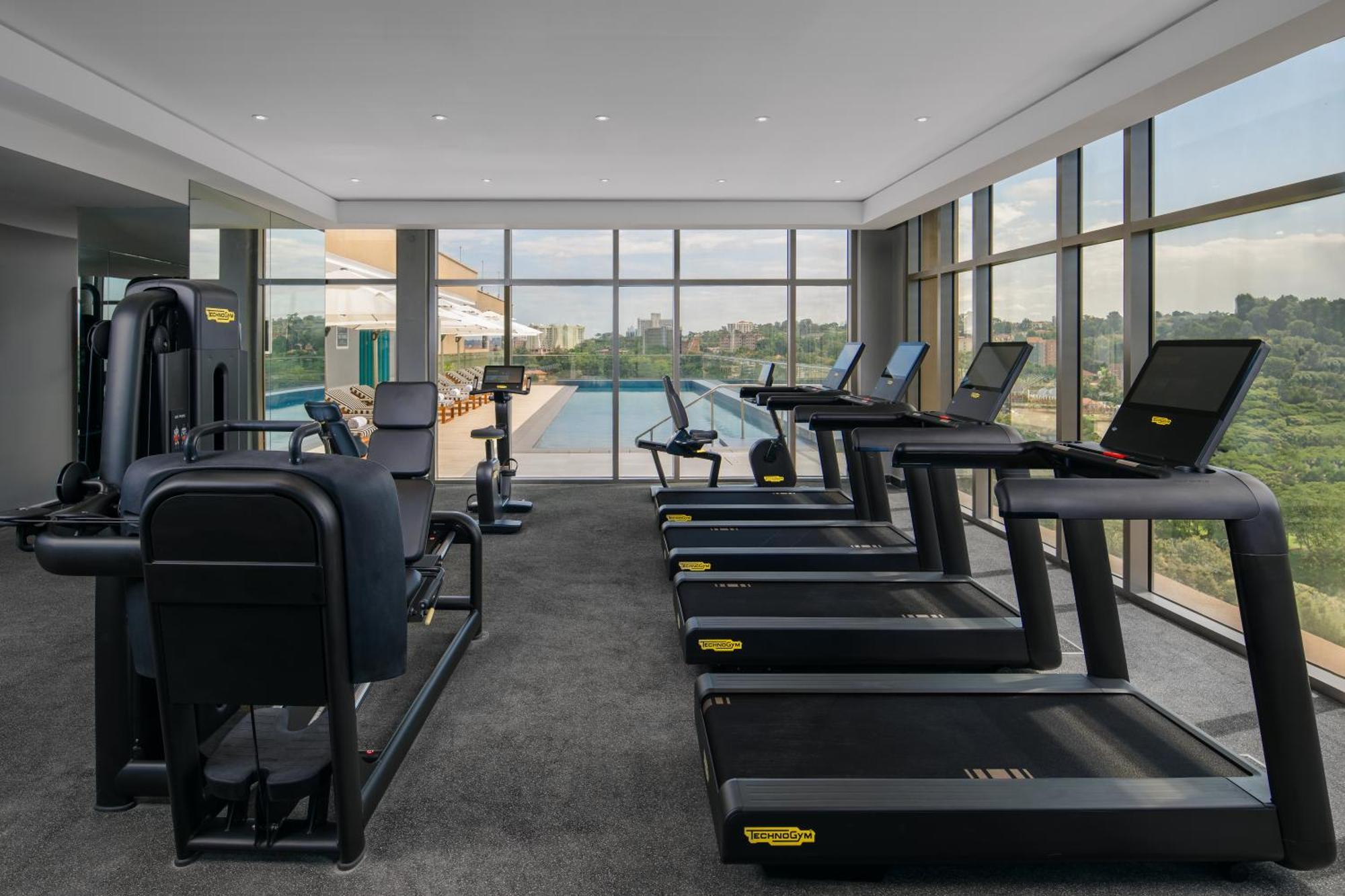 Four Points By Sheraton 캄팔라 외부 사진